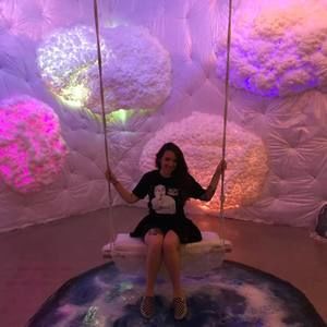 Meet your Posher, Kendra